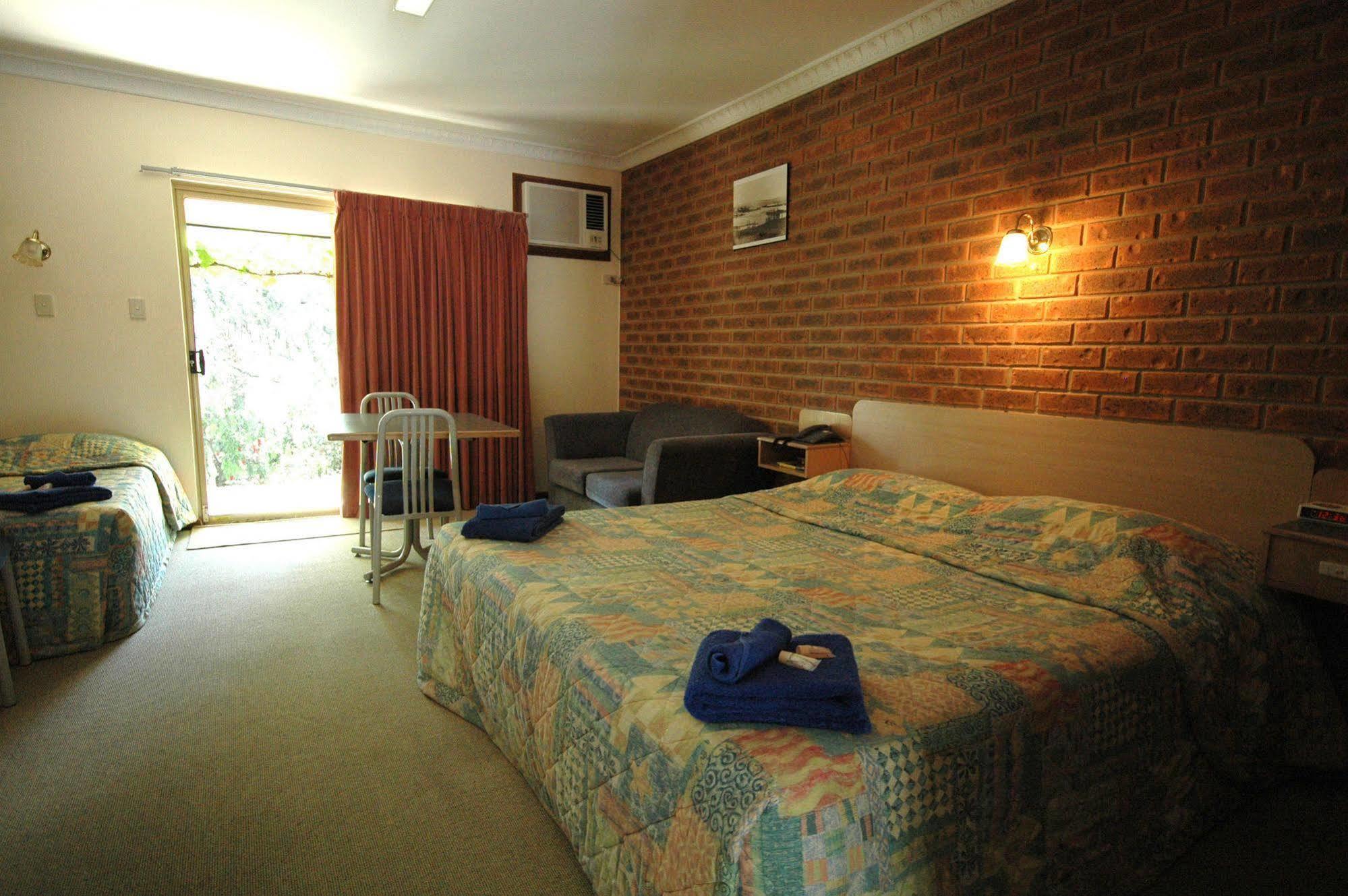 Burra Motor Inn Phòng bức ảnh